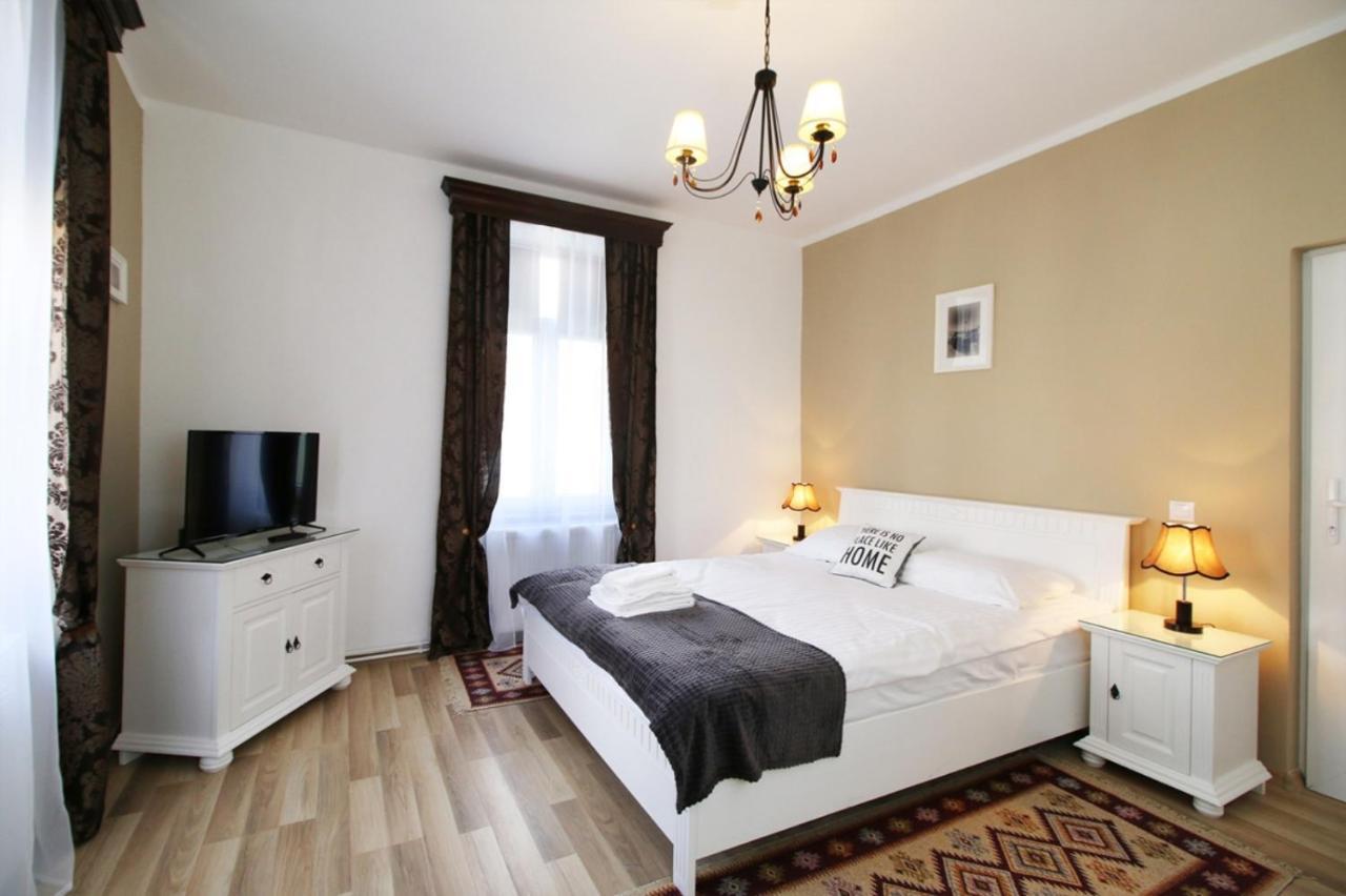Brother'S House Sibiu Ngoại thất bức ảnh