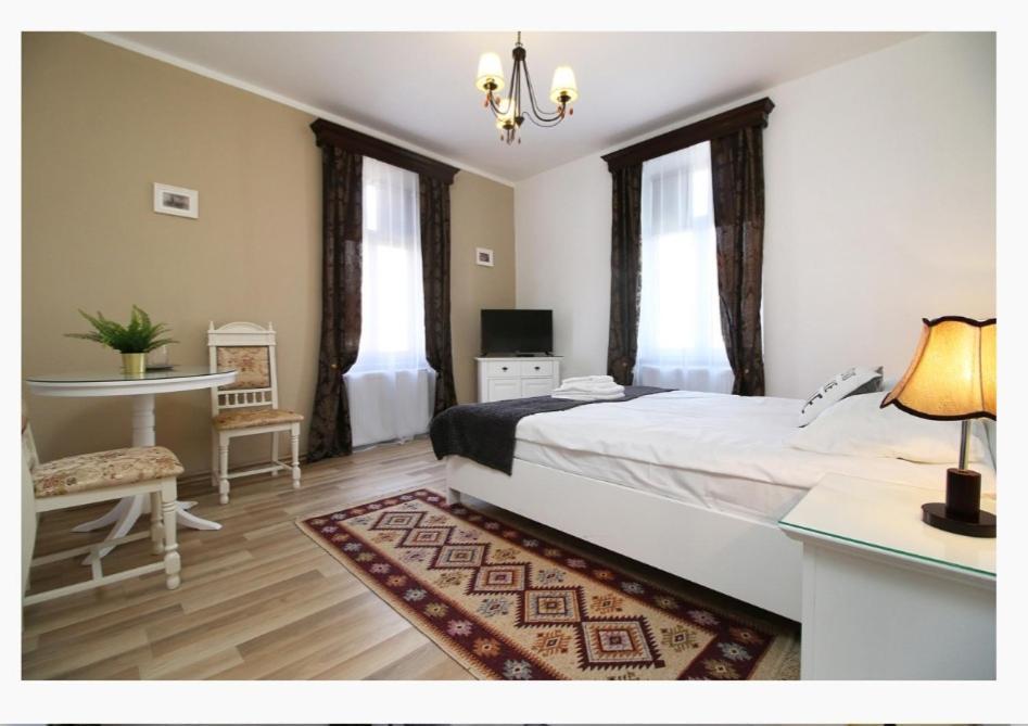 Brother'S House Sibiu Ngoại thất bức ảnh